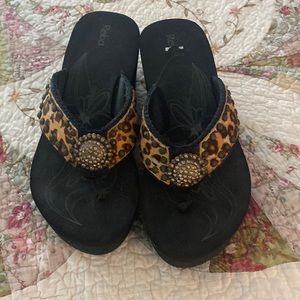 Reba size 8 flip flops